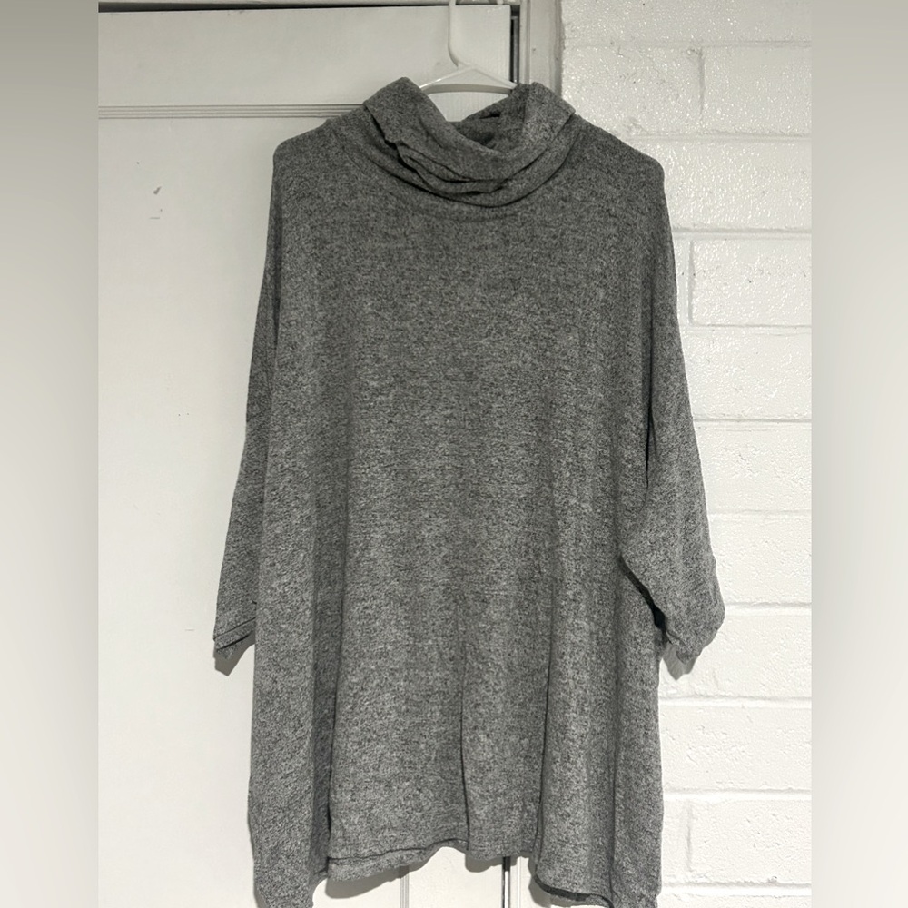 Gray Sadie & Sage Turtle Neck Sweater